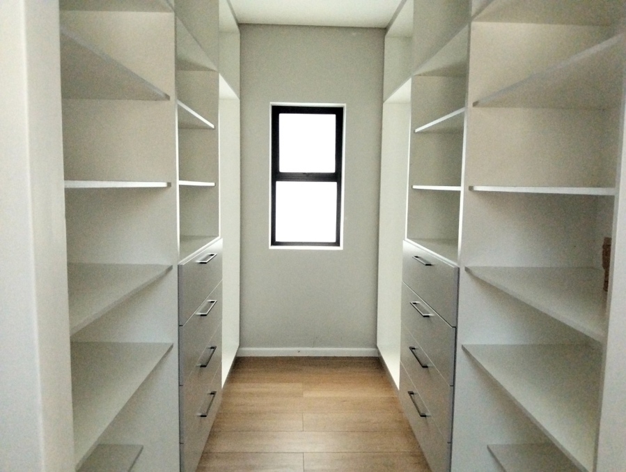 4 Bedroom Property for Sale in Sandown Western Cape